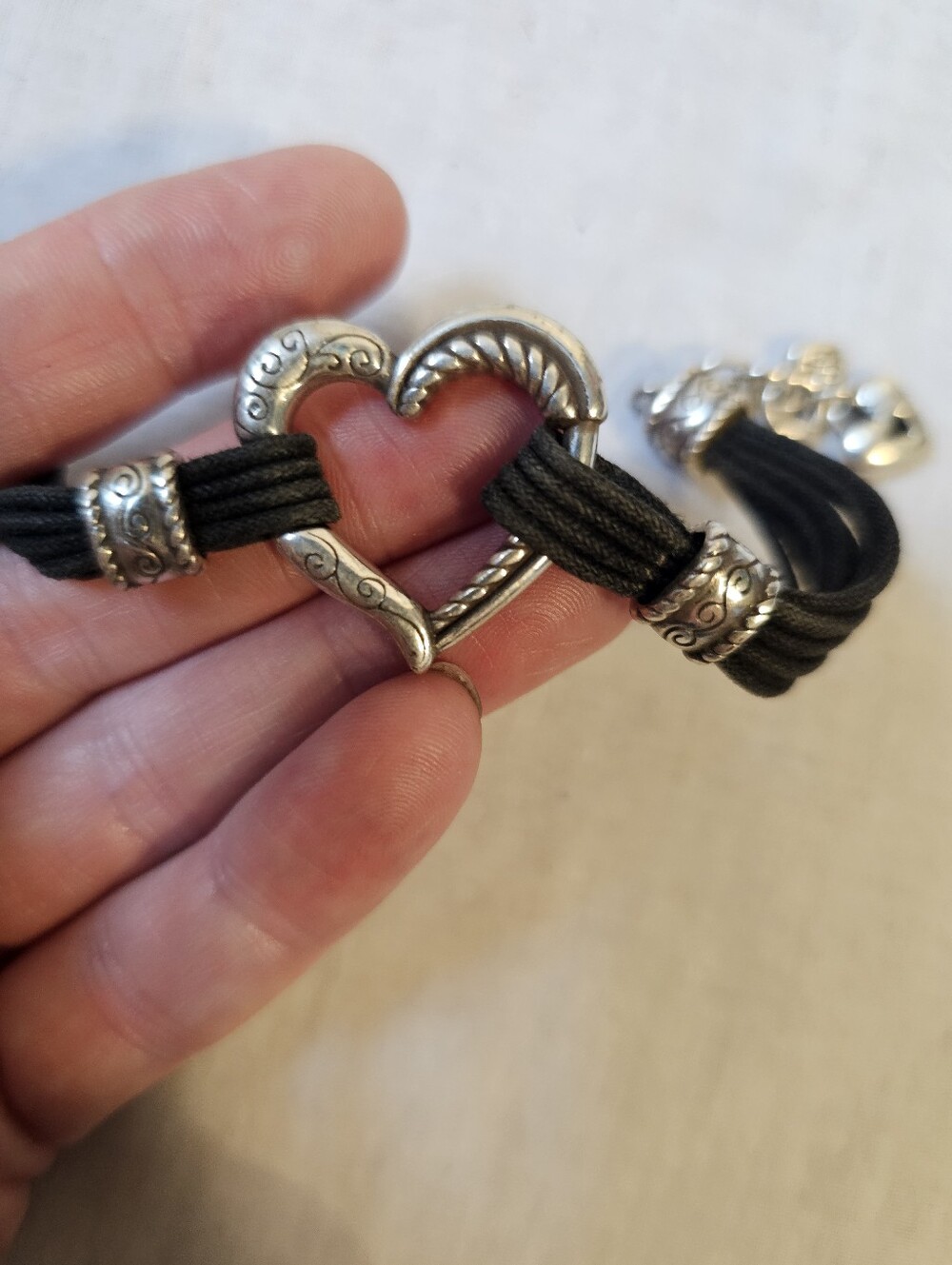 Brighton Heritage Heart Bracelet Retired Black Cord Silver Plated Adjustable - Picture 8 of 9